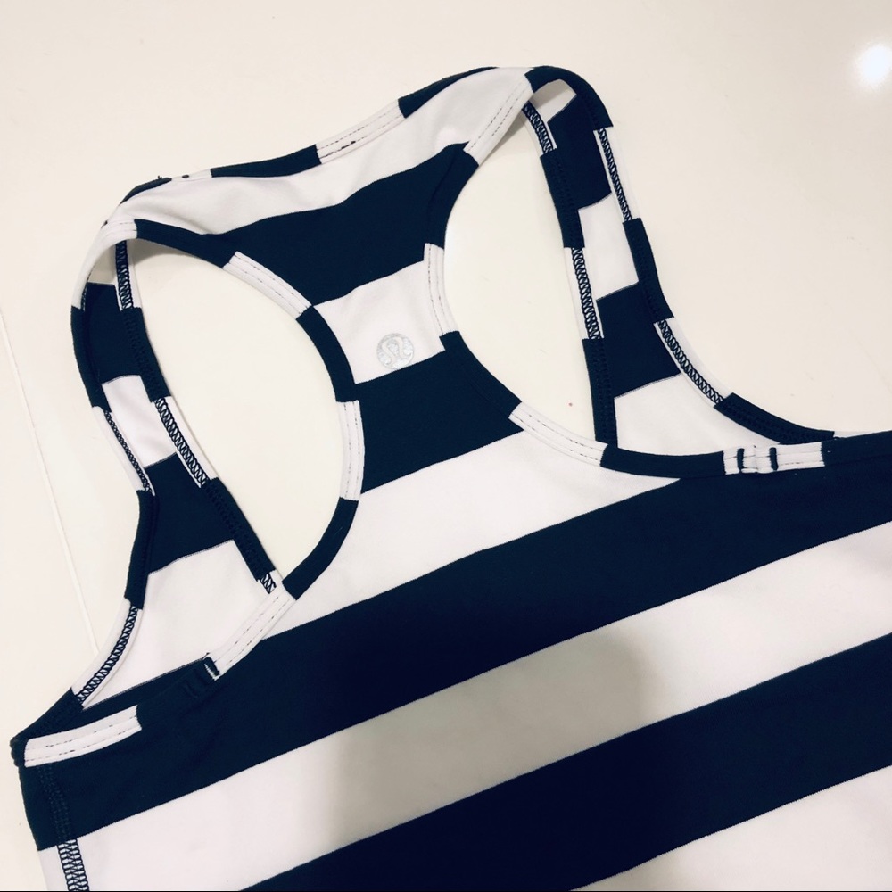 Lululemon running tank, black and white